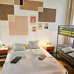 Cozy Near The New York Cafe With Private Bathroom Budapeste