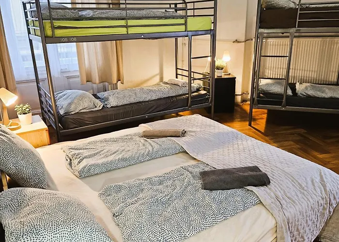 Cozy Near The New York Cafe With Private Bathroom Auberge de jeunesse Budapest