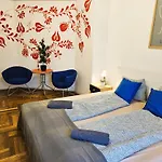 Cozy Near The New York Cafe With Private Bathroom بيت شباب *