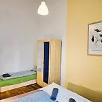 بيت شباب Cozy Near The New York Cafe With Private Bathroom *