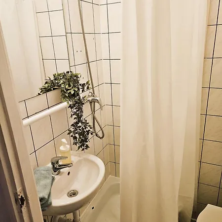 Cozy Near The New York Cafe With Private Bathroom * Boedapest