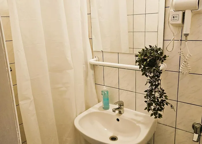 Vandrerhjem Cozy Near The New York Cafe With Private Bathroom Budapest