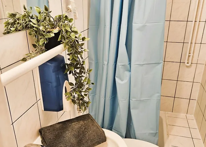 Hostel Cozy Near The New York Cafe With Private Bathroom *