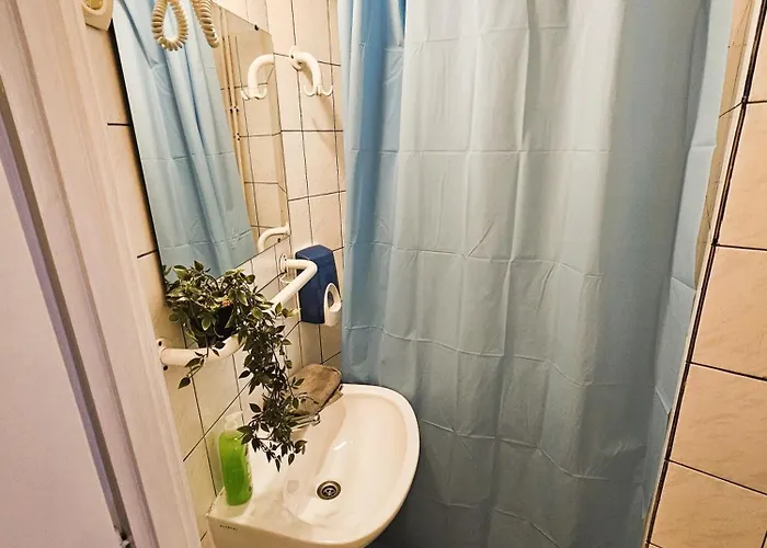 Vandrerhjem Cozy Near The New York Cafe With Private Bathroom *